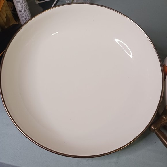 Essence Vintage Tabletops Unlimited 5 QT. Dutch Oven - Picture 9 of 11